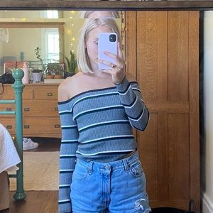 Pacsun off the shoulder top